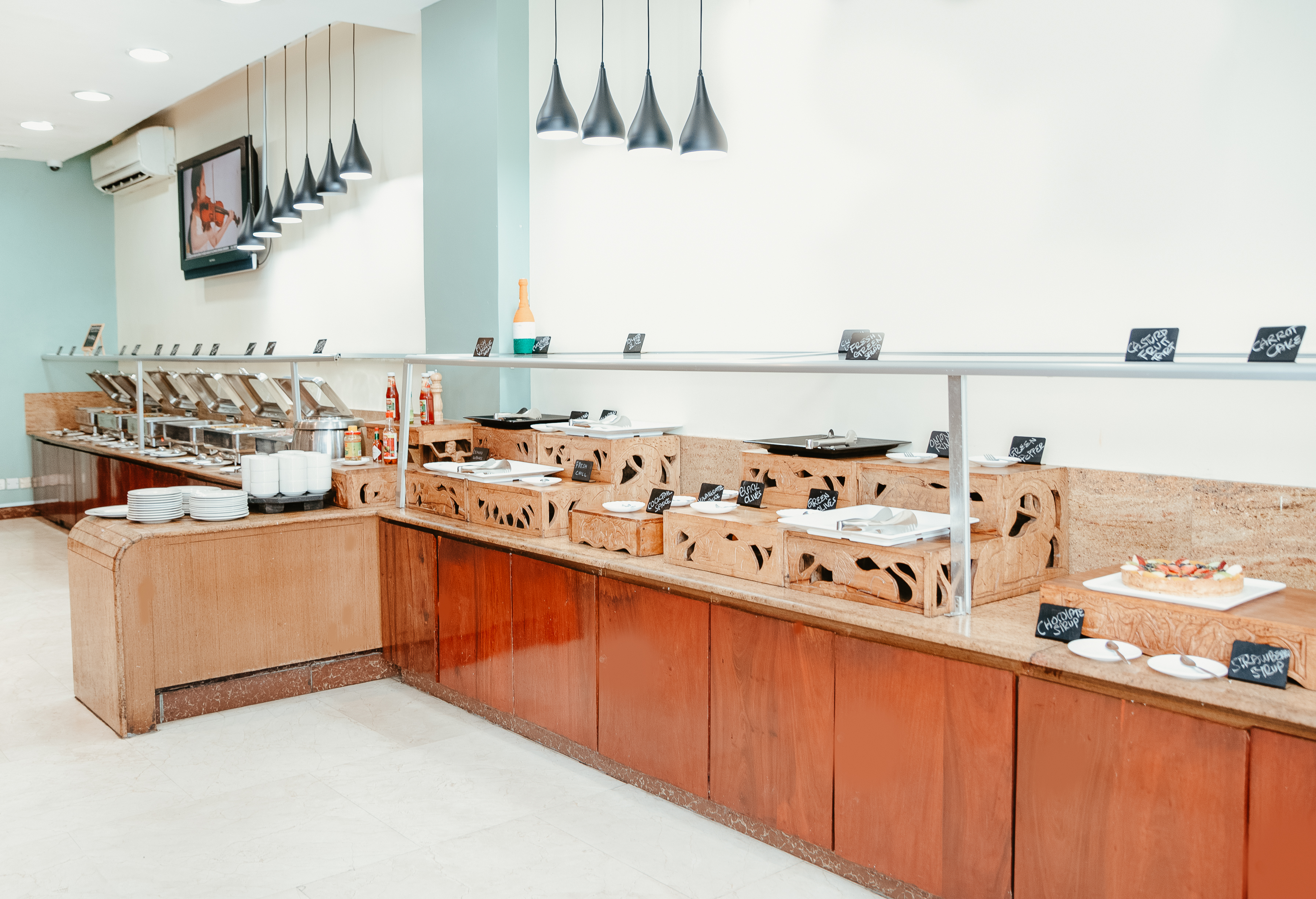 Three Restaurants at Holiday inn hotel in Dar es salaam