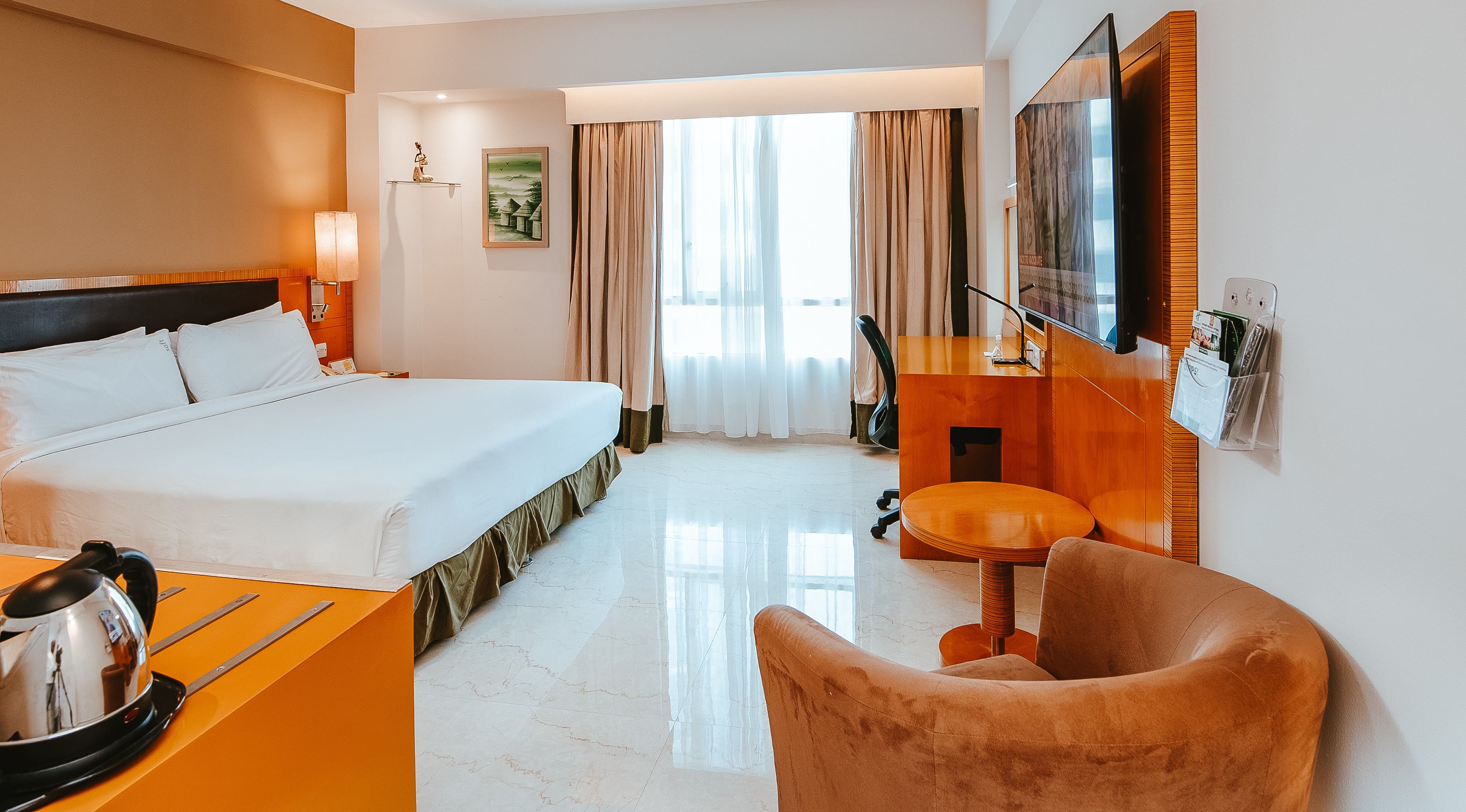 Deluxe Room at Holiday inn hotel in Dar es salaam